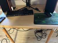 Stół rozkładany pod komputer