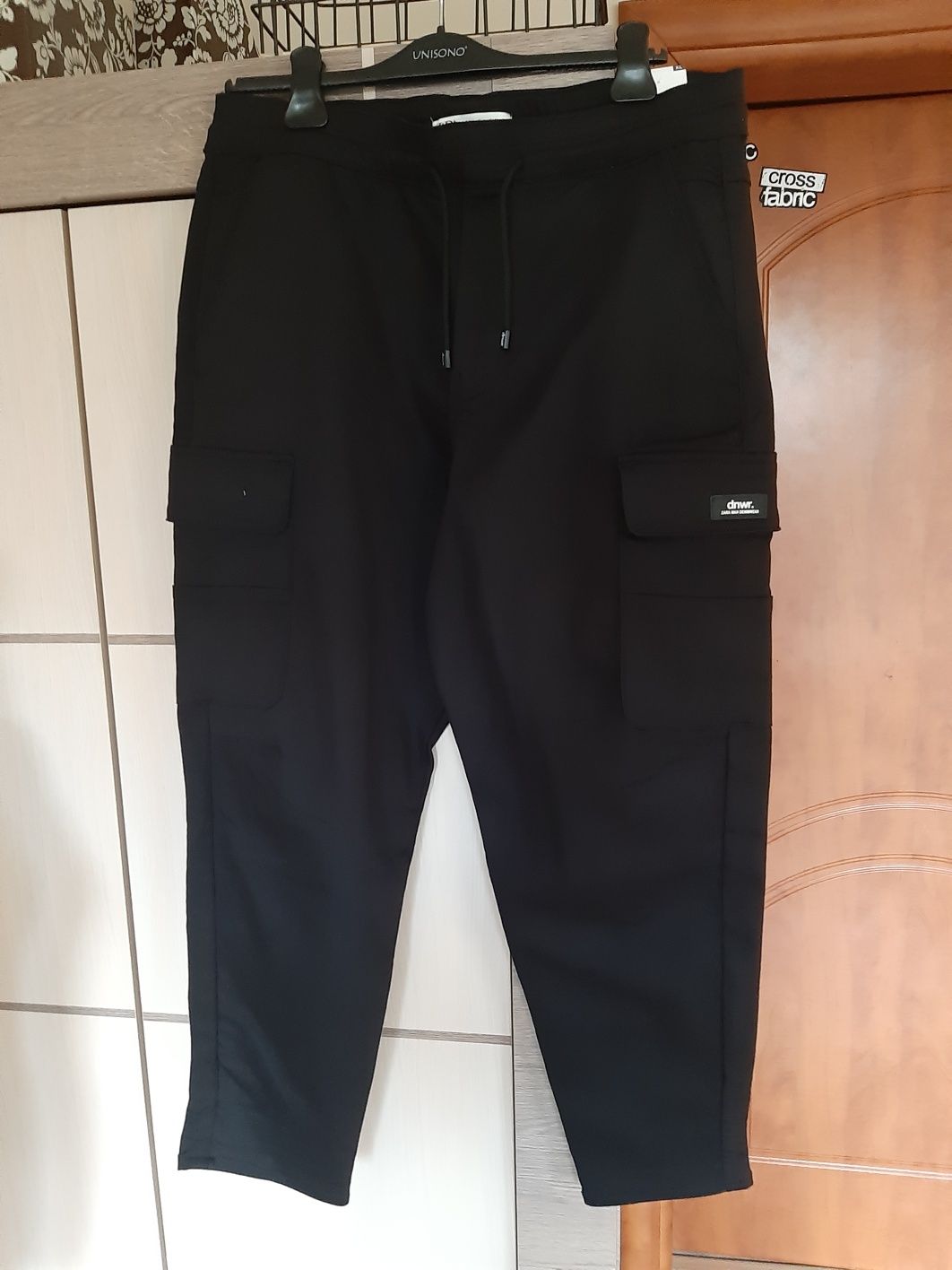 Spodnie Zara XL joggery tkanina czarne nowe wojskowe man