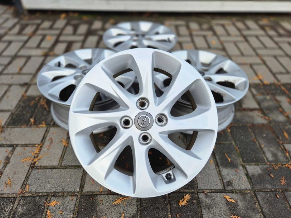 Felgi Aluminiowe 15” 4x100 6Jx15 ET 50 Opel Toyota Suzuki N3718