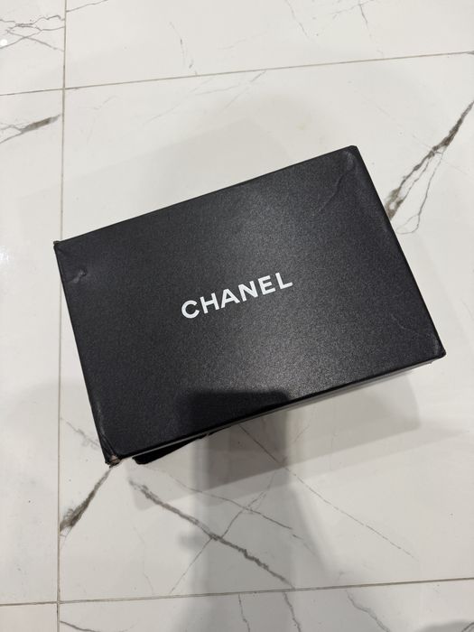 Лофери Chanel сірі трендовий колір