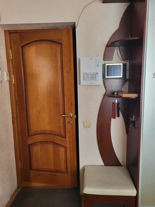 Продам 3к. квартиру з ремонтом М.23 Серпня вул.Деревянка 10 сертифікат