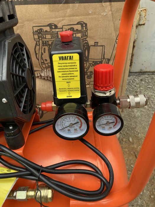 Безмасляний компресор 24л Sturm AC93224OL