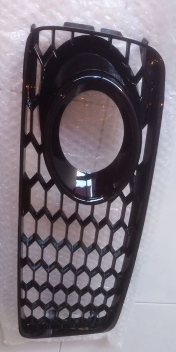 Grelha Grelha Frontal Audi A5 Novas

Pretas com encaixe