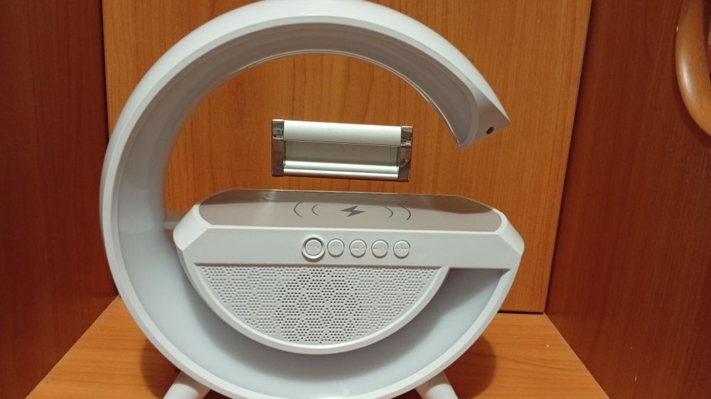 Блютуз колонки, бездротова зарядка, ночнік