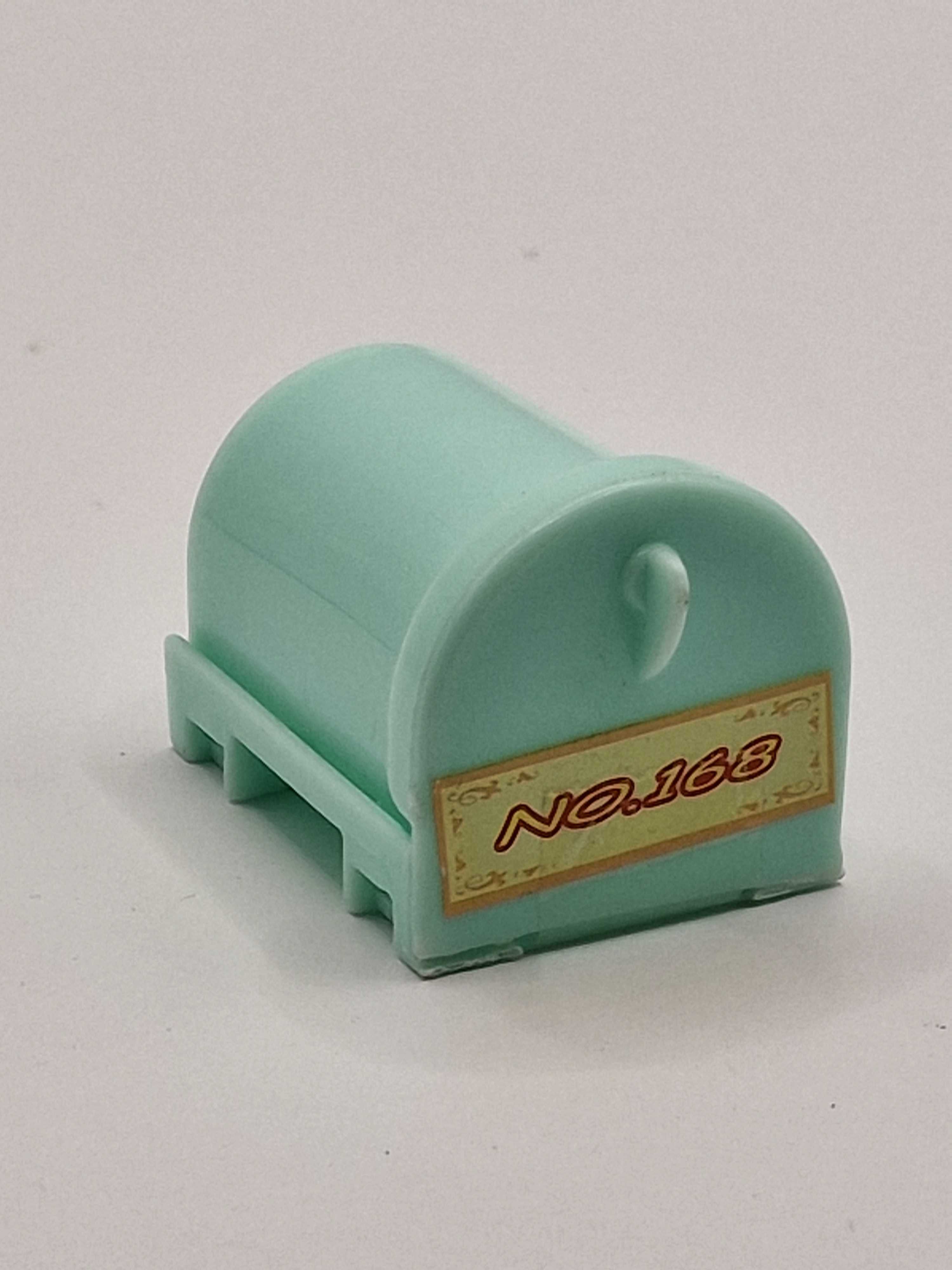 Baloiço para varanda da Casa da Barbie e caixa de correio