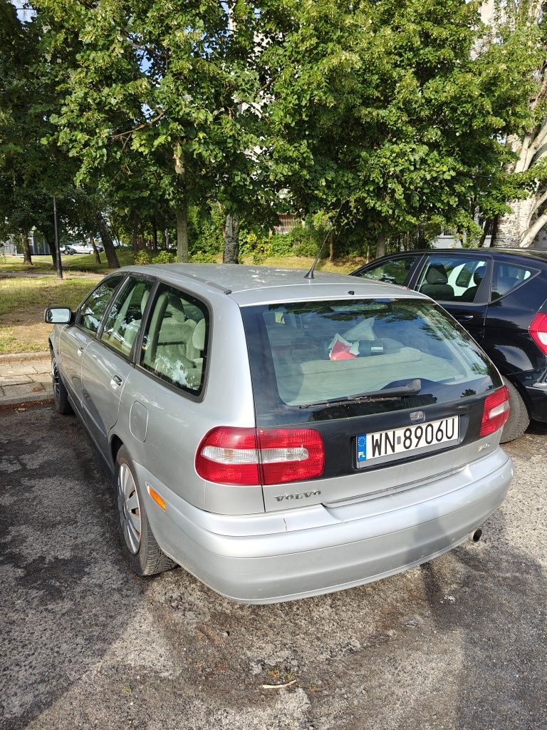 Volvo V40 1.8 benzyna