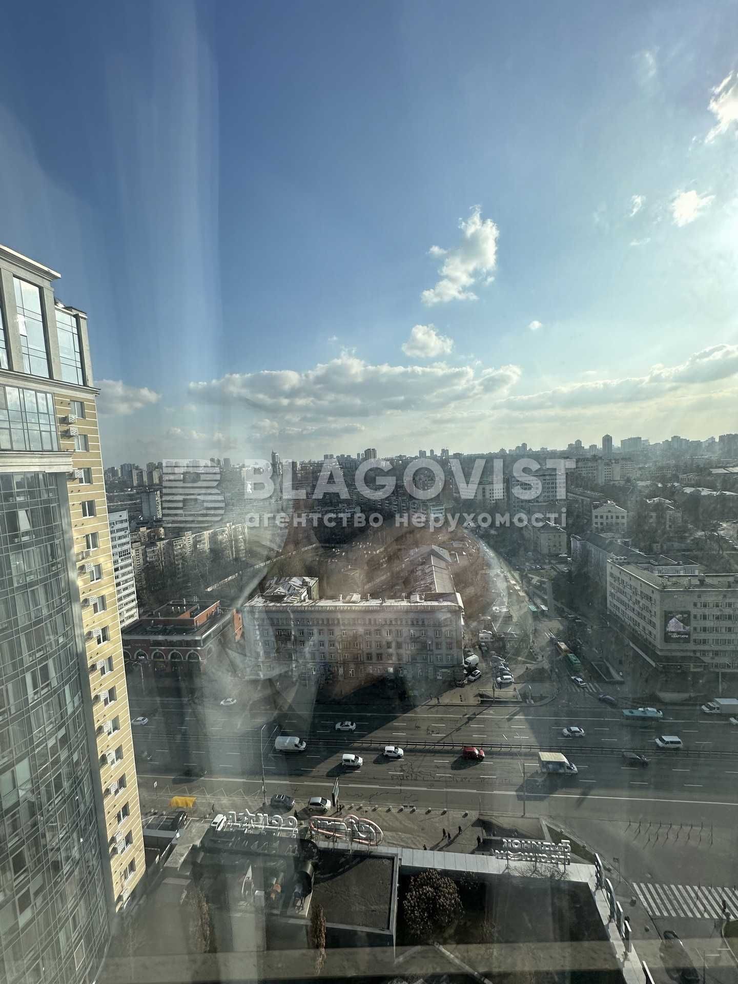 Метро Політехнічний інститут-2 хв ЖК"Smart Plaza Politech"