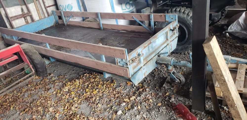 Przyczepka rolnicza jednoosiwa