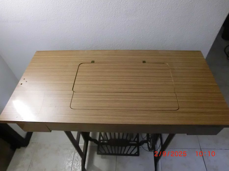 Máquina de Costura, OLIVA.