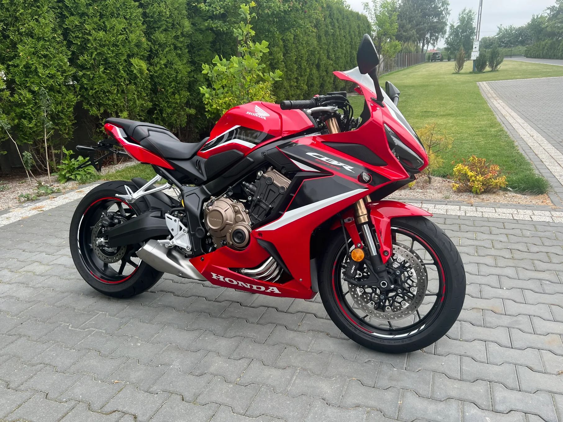 Honda CBR CBR 650 R ABS Sprowadzony ITALIA Moc 95 koni