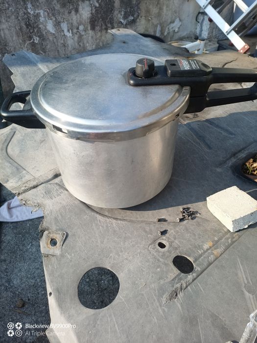 Panela de pressão falta vedante na tampa