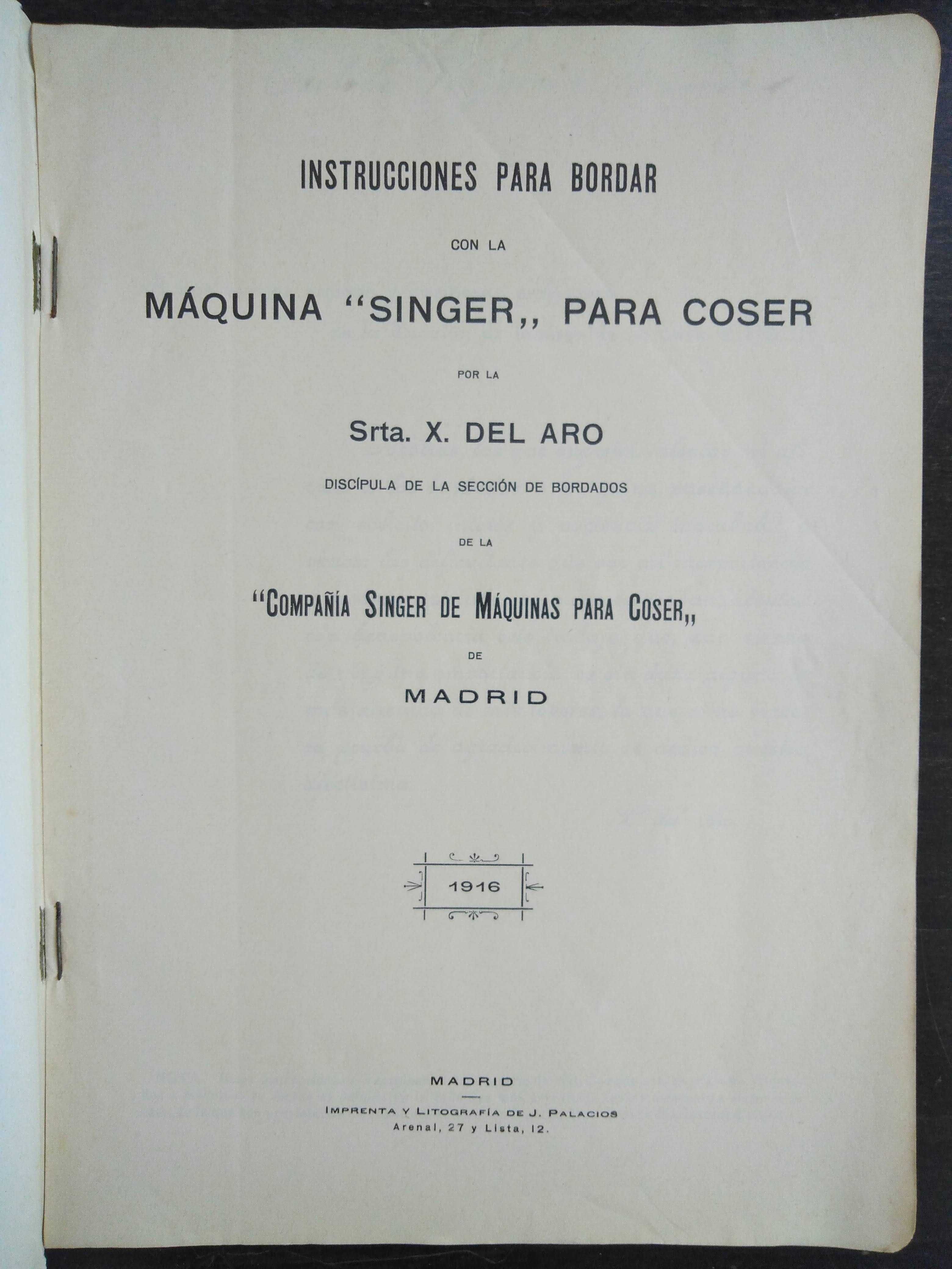 livro: "Instrucciones para bordar con la máquina Singer para coser"