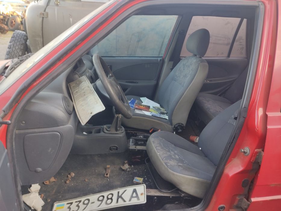 Dacia Solenza. Дачіа Солензо 1,4. Дачіа 1,4 бензин