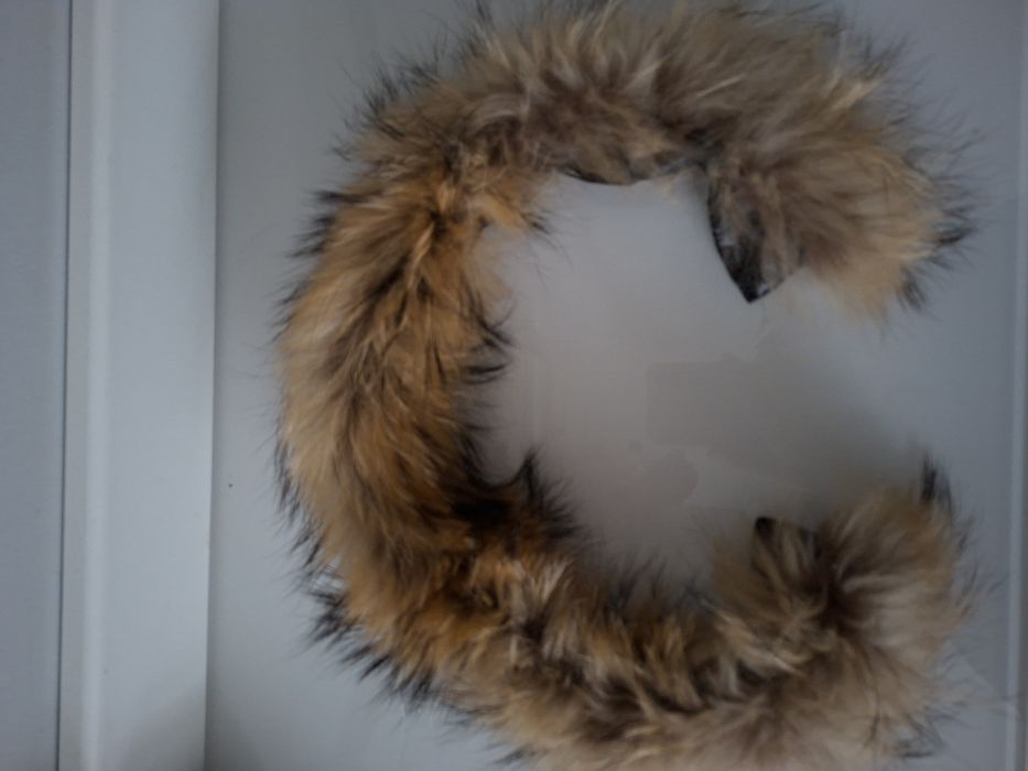 JENOT NATURALNY 65 / 70cm przypinka obszycie kaptura dopinka