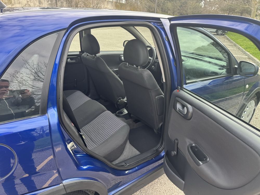 Opel Corsa C 1.3 cdti 2005
