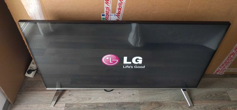 Telewizor LG uszkodzony