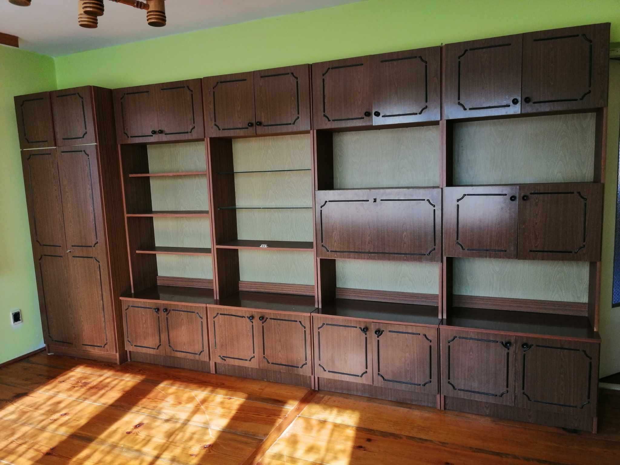 Meblościanka w stylu retro PRL