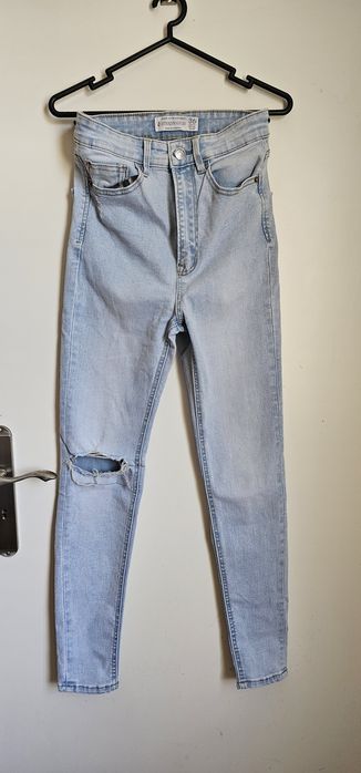 Calças da stradivarius