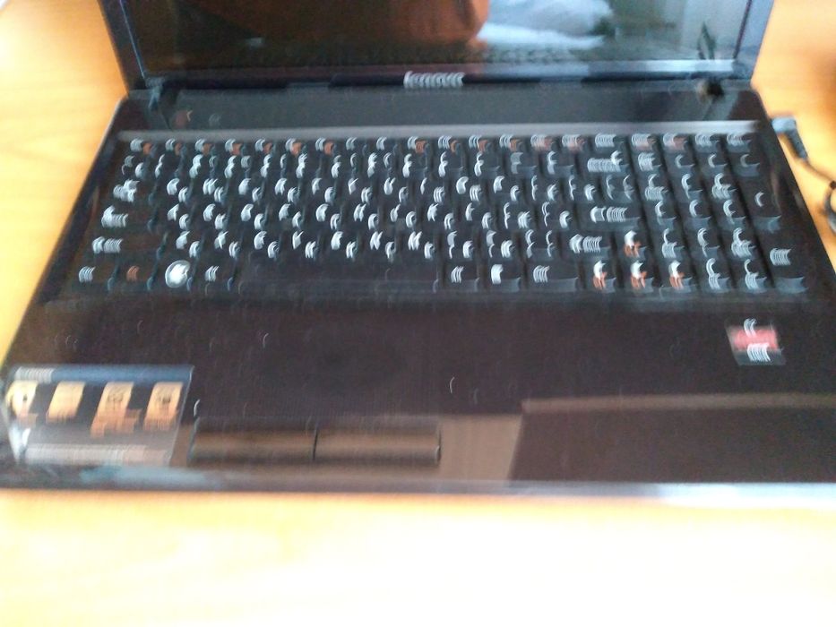 Продаю ноутбукLenovo