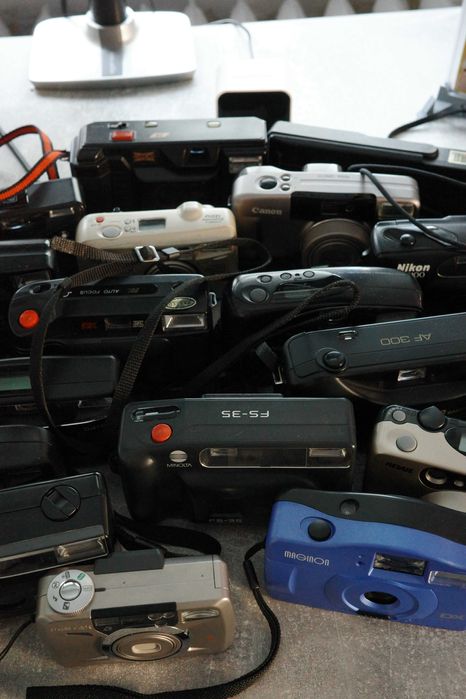 32 analogowe aparaty – na części, Leica Z2X, Ricoh, Canon, Nikon