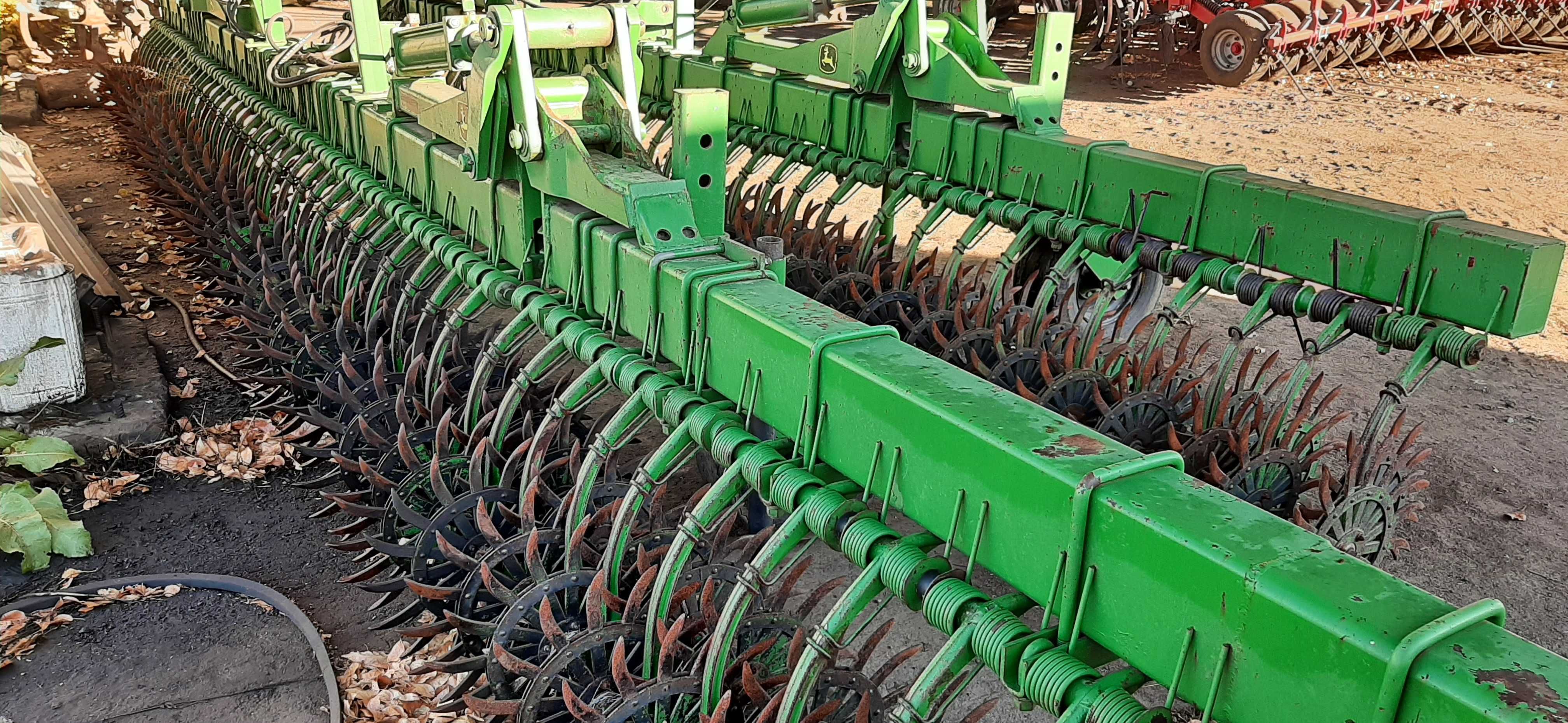 Борона ротаційна мотига John Deere 400 (Yetter) 9м