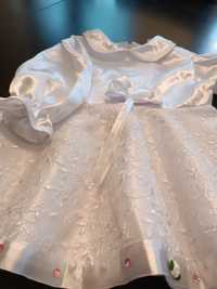 Sukienka do chrztu Świętego