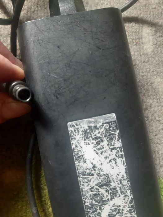 Зарядні  для ноутбука Делл