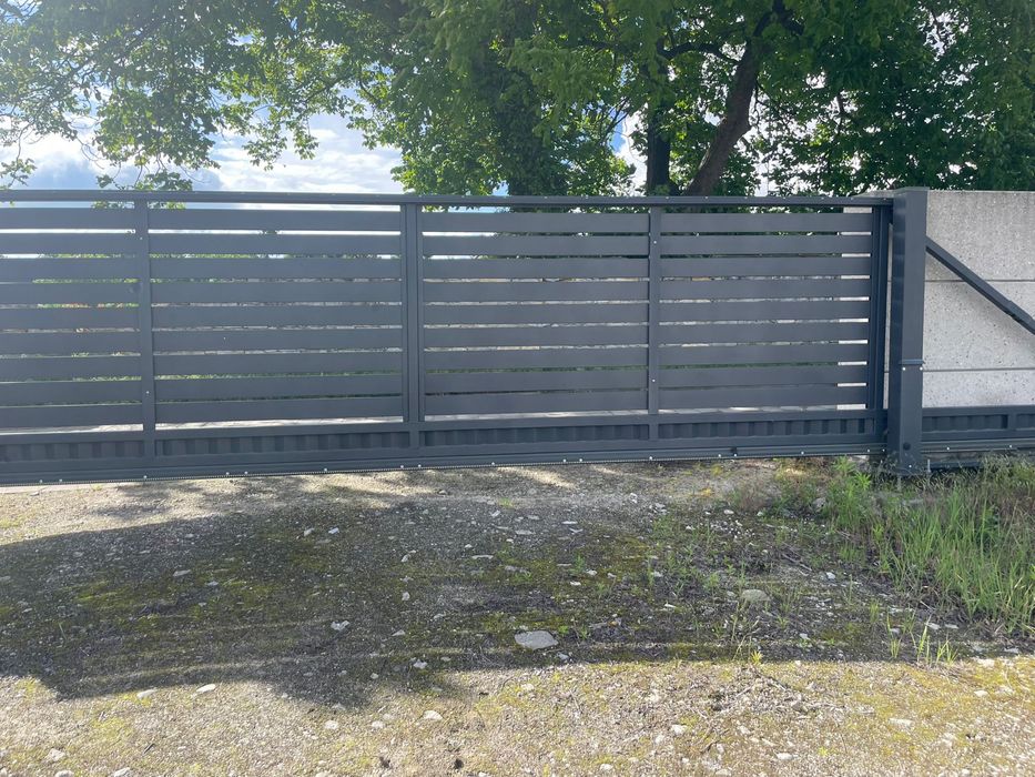 Elektryczna brama wjazdowa aluminiowa 7,9m