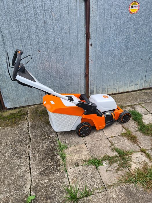 Kosiarka elektryczna Stihl Rma 443.3 PV  2024rok