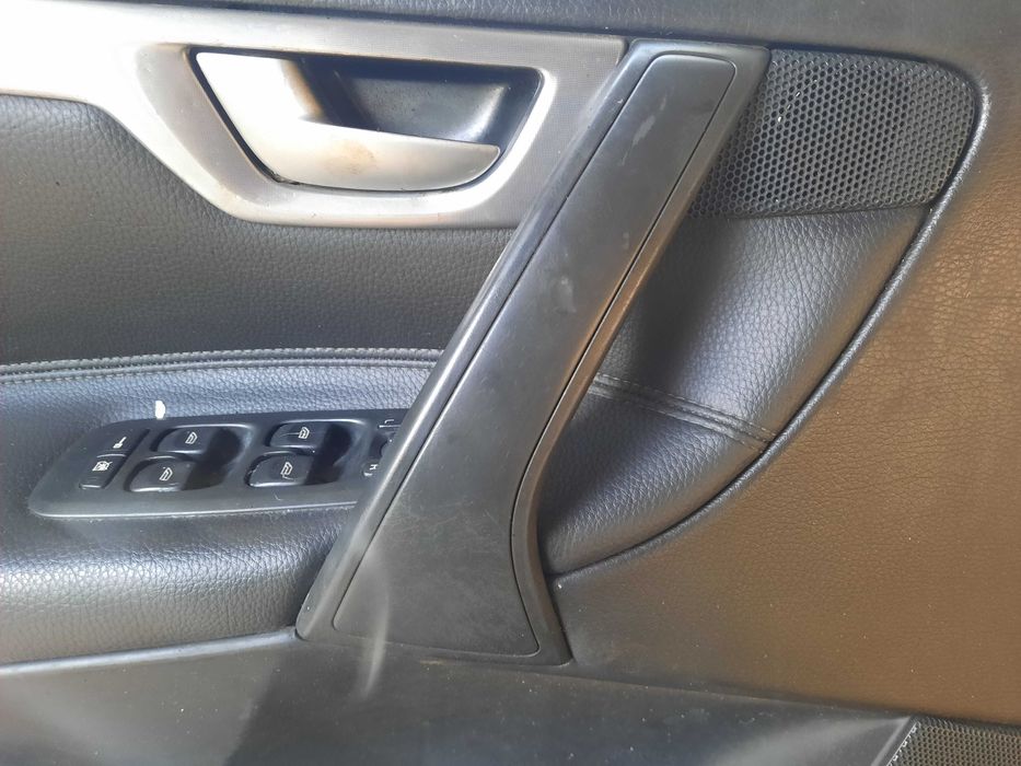 VOLVO S60 V70 XC70 Rączka Drzwi Kierowcy Lewa Uchwyt Boczka RADOM