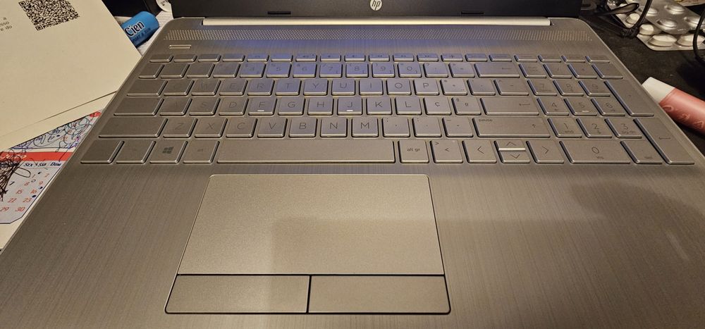 Portátil i7 HP 15-DW1036NP