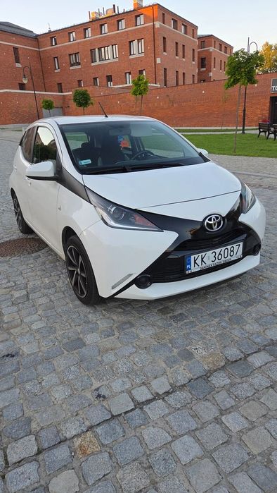 Toyota Aygo TOYOTA AYGO II , salon polska , drugi właściciel, 2015r