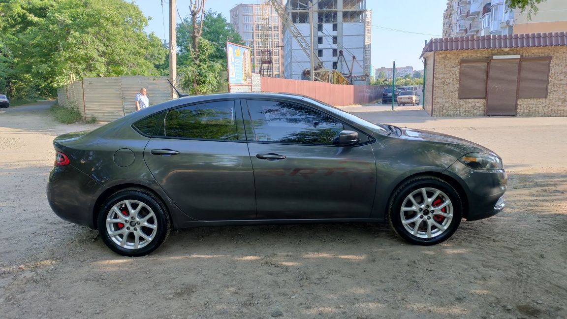 Продам авто в гарному Dodge Dart SRT