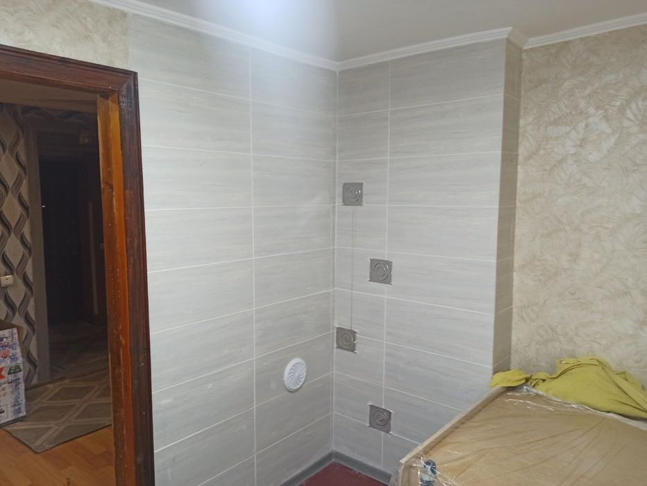 Продам 2 будинка в одному дворі з усіма зручностями..