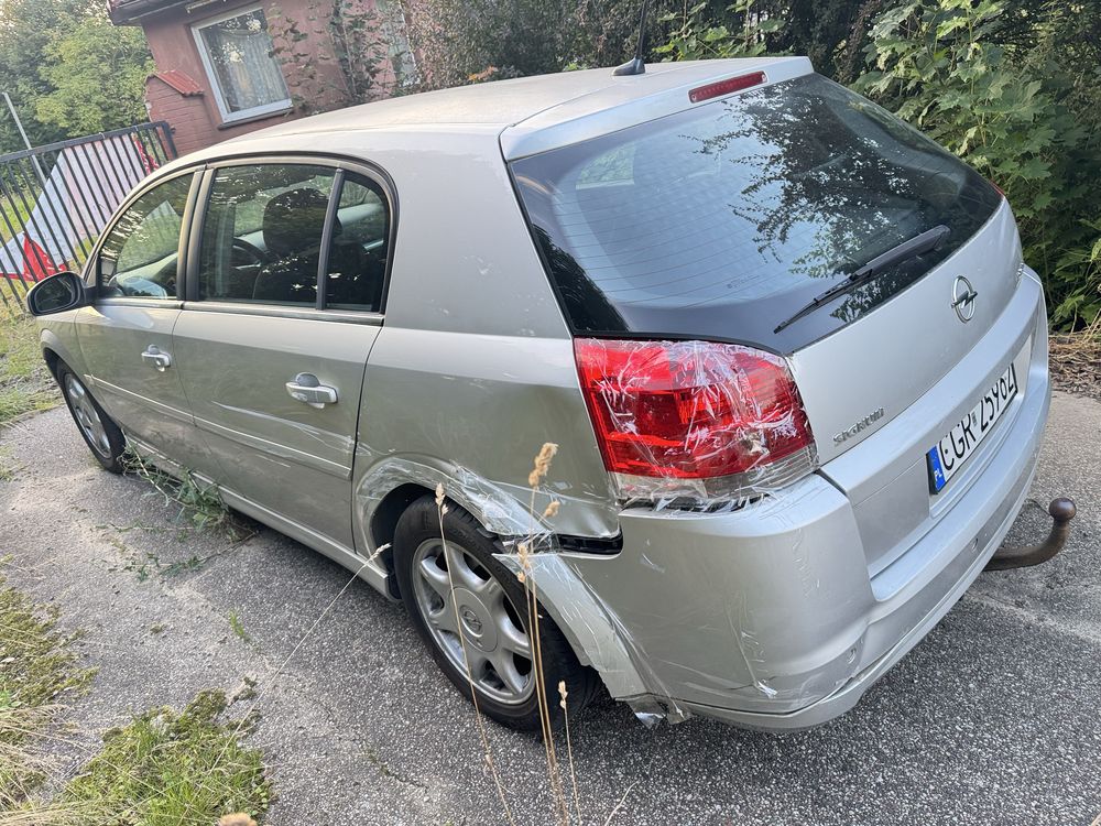 Opel Signum 150 KM Uszkodzonu / Bogate wypozazenie Xenon skretny Hak