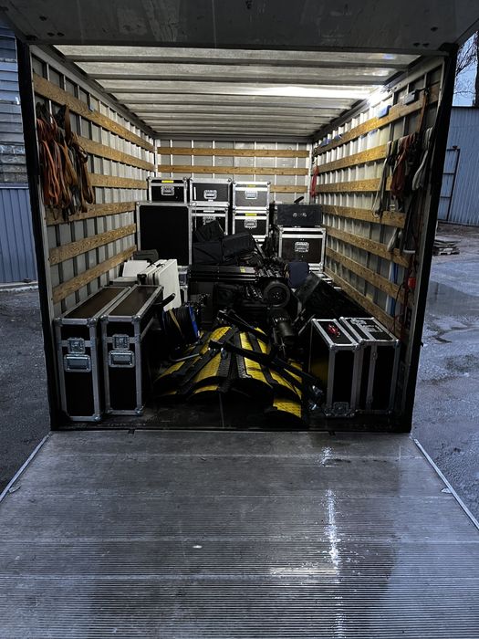 Вантажні перевезення, доставка вантажів вантажне таксі Гідроборт Рокла