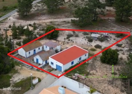 Terreno de 788 m2 com PIP approvado com vistas abertas para o Golfo do