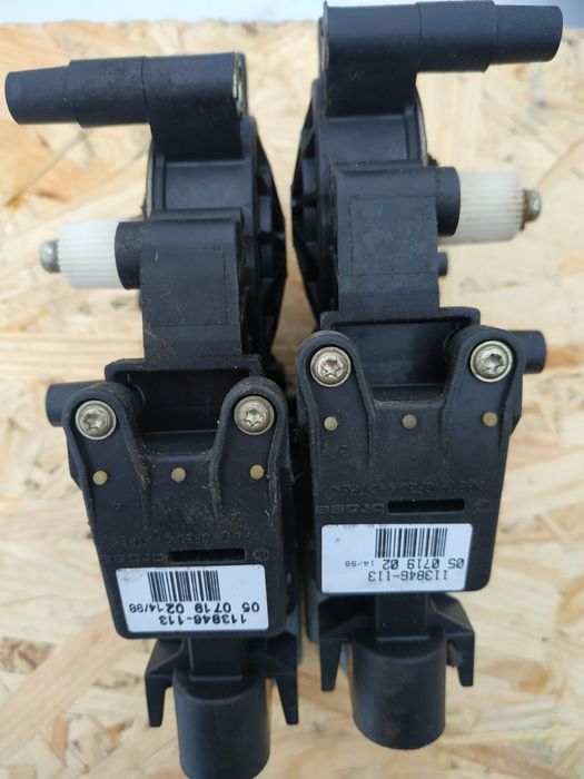 Моторчик склопідйомника Audi A4 B5 вод. пас. 8D0959801B 8D0959802B