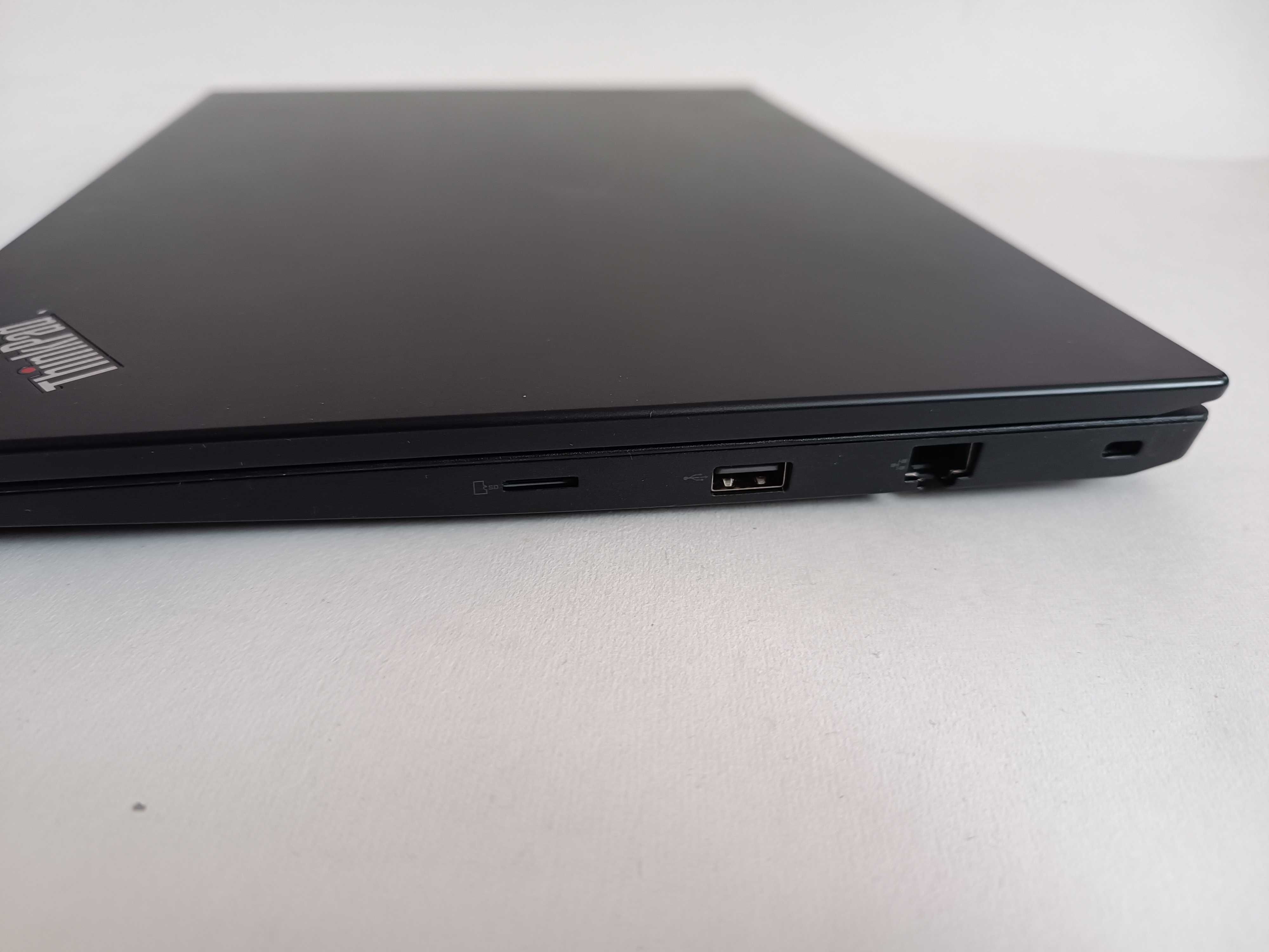 Lenovo ThinkPad E490 i5-8265U/8Гб DDR4/SSD 250Гб/FHD IPS/АКБ 3.5г+