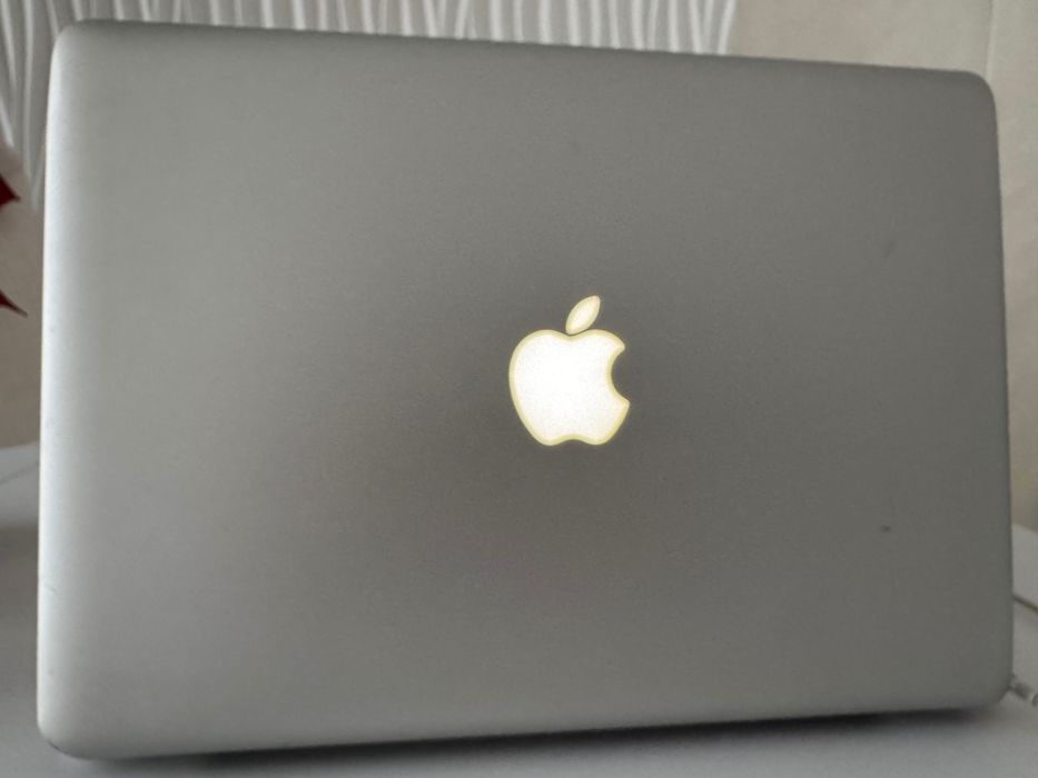 Продаж  макбук про