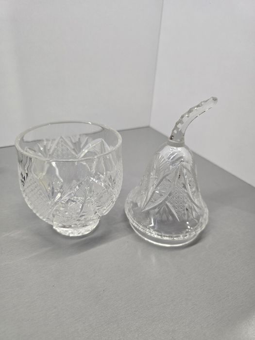 Bomboniera GRUSZKA kryształ  z okresu PRL-U
