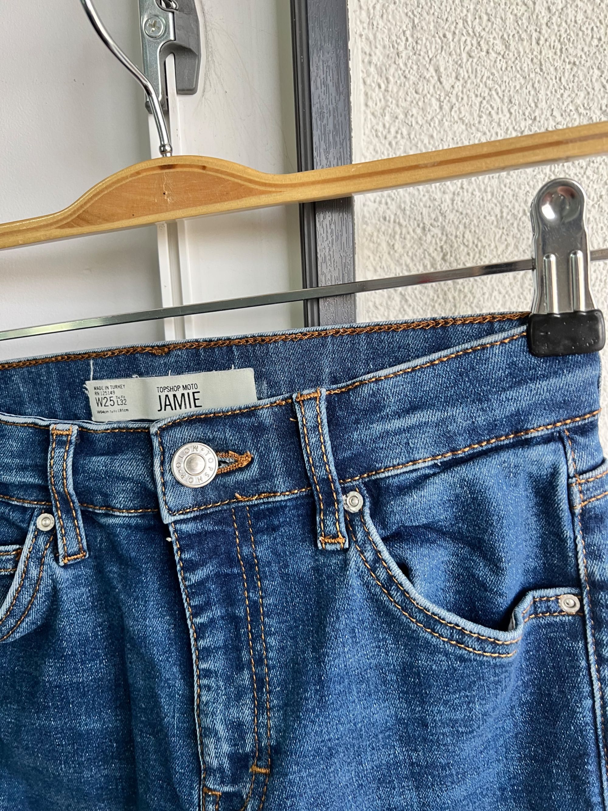 Spodnie jeansy damskie rurki Topshop 25x32