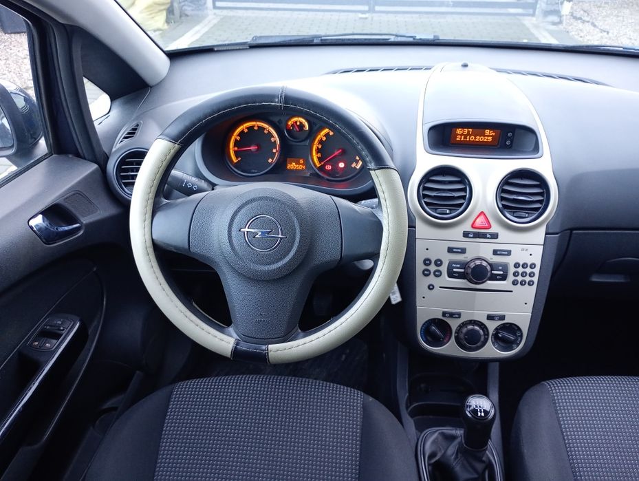 Opel Corsa*D*2009r benzyna import Niemcy zamiana