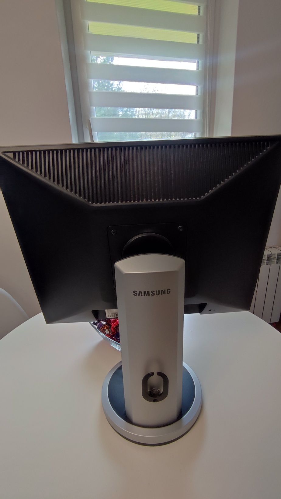 Monitor Samsung 17" cali