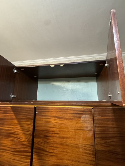 шафа радянська лакована