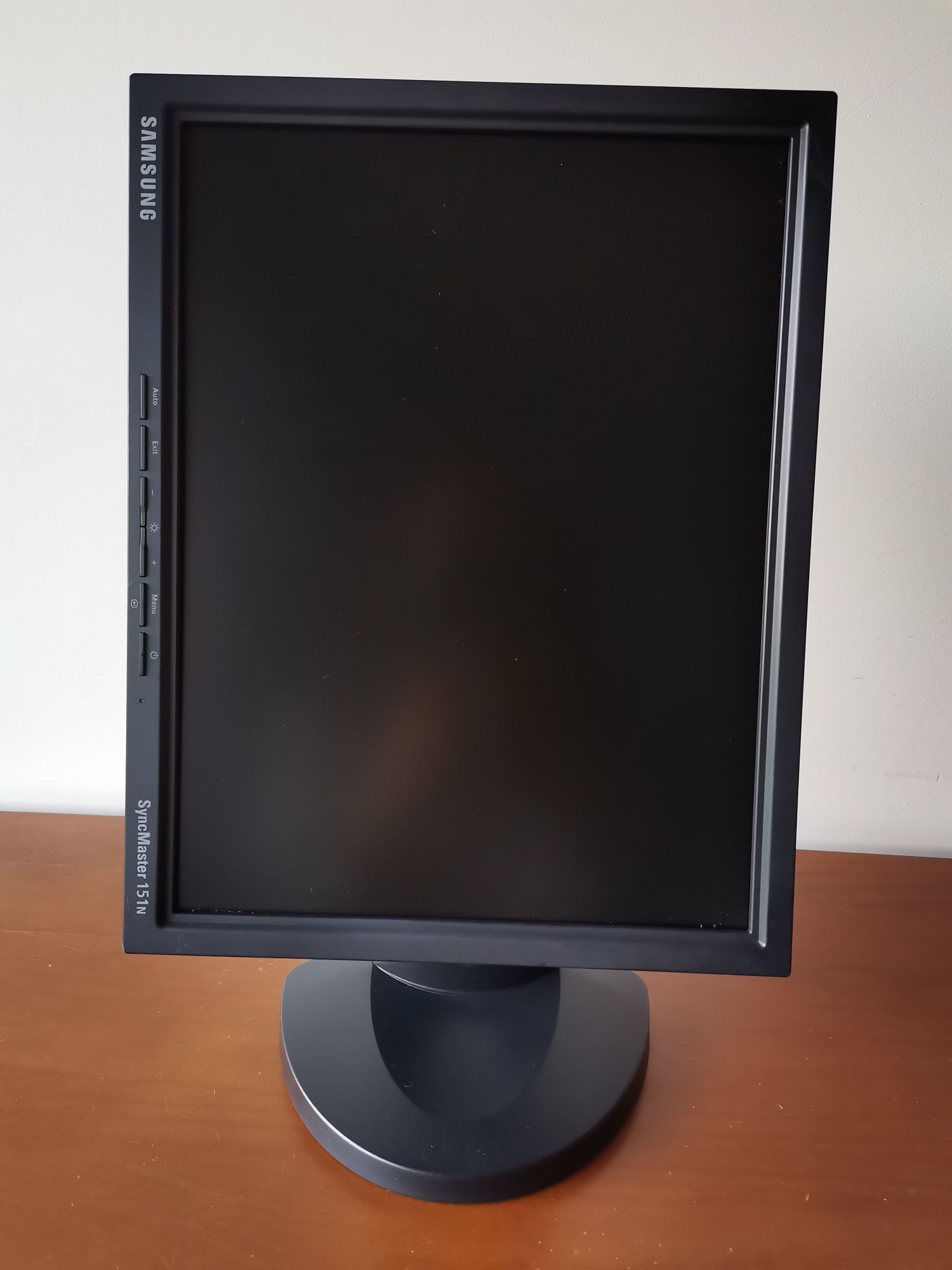 Monitor Samsung sync master 151N S cores