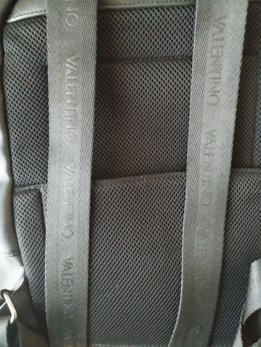 Vendo mochila de luxo Valentino