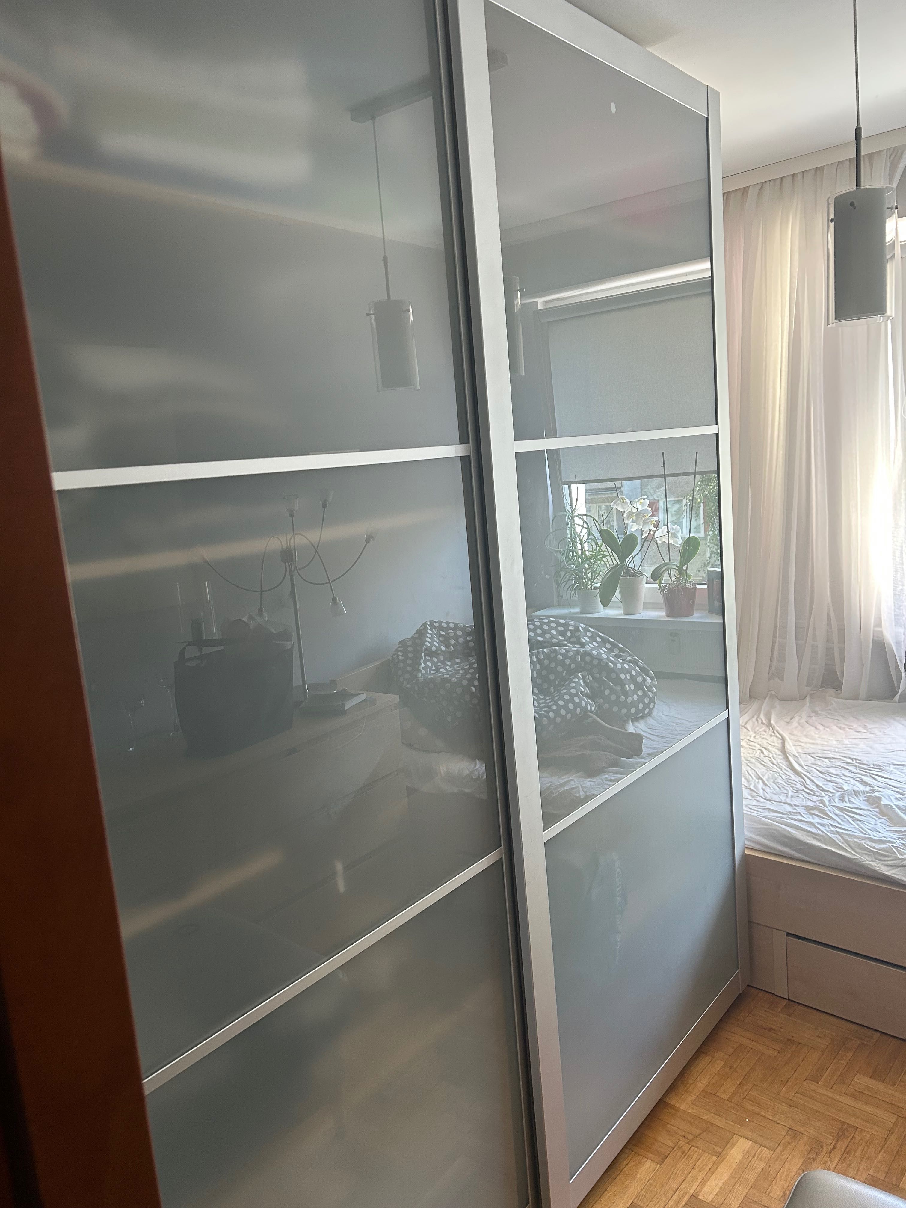Szafa przesuwna ikea