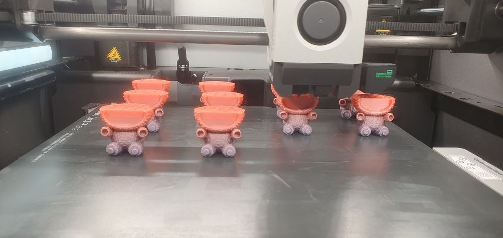 Сувеніри, брелки, декор