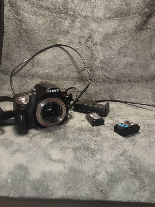 Sony a390  wykonał 9200 zdjęcia jak nowy